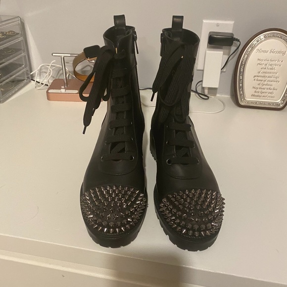 Christian Louboutin Spiked toe combat boots - Picture 5 of 7